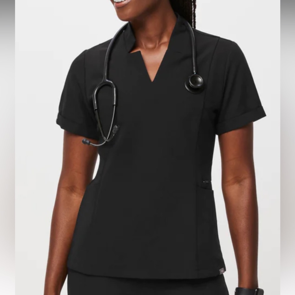 Figs Scrub Top